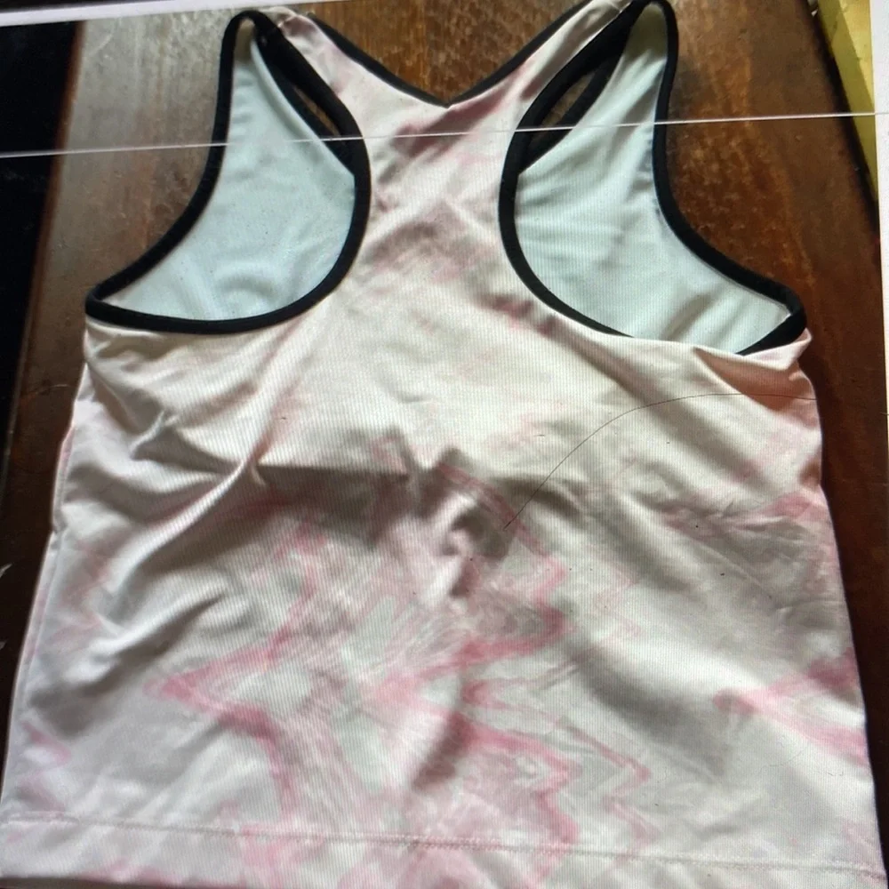 Adidas workout Athletic top size Large - Picture 4 of 5